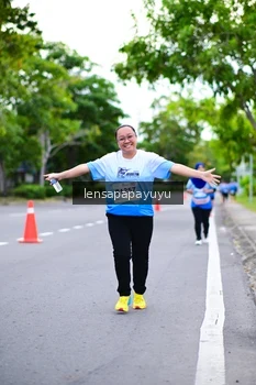 Runner Photo 2242692