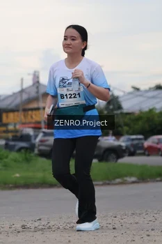 Runner Photo 2242708