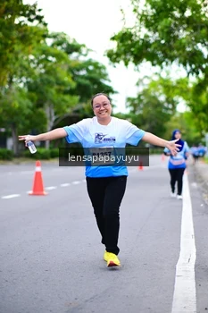 Runner Photo 2242711