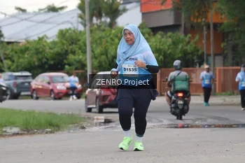Runner Photo 2242738
