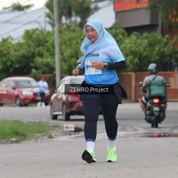 Runner Photo 2242769