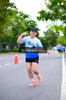 Runner Photo 2242777