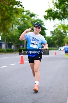 Runner Photo 2242789