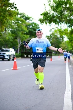 Runner Photo 2242847