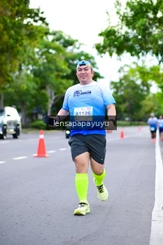 Runner Photo 2242870