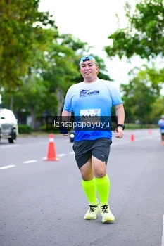 Runner Photo 2242879