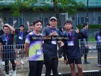 Runner Photo 2242983