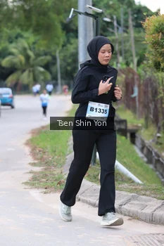 Runner Photo 2243066