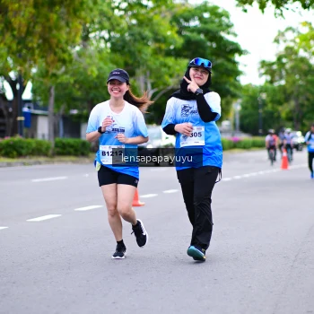 Runner Photo 2243400