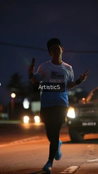 Runner Photo 2243412