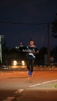 Runner Photo 2243485