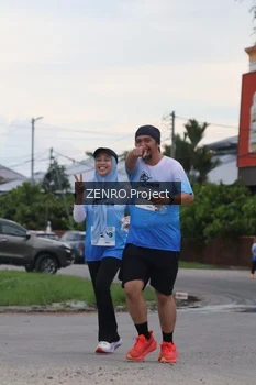 Runner Photo 2243553