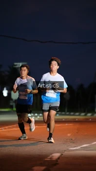 Runner Photo 2243592
