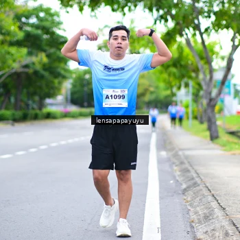 Runner Photo 2243639