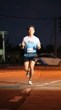 Runner Photo 2243719