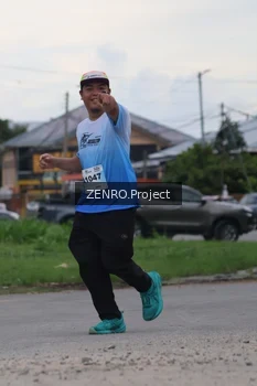 Runner Photo 2243860