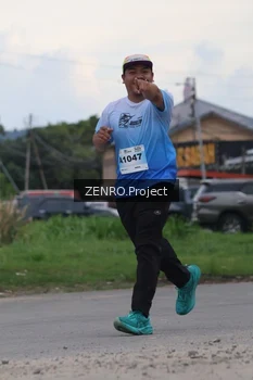 Runner Photo 2243942