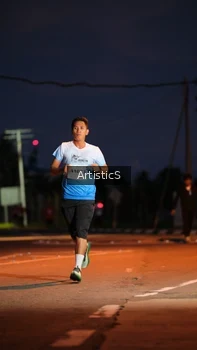 Runner Photo 2243945
