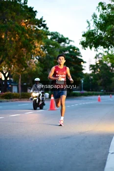 Runner Photo 2244103