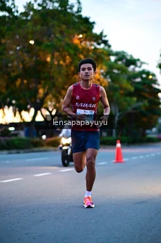 Runner Photo 2244154