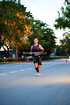 Runner Photo 2244161