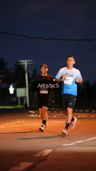 Runner Photo 2244197