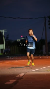 Runner Photo 2244394