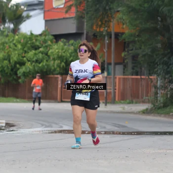 Runner Photo 2244408