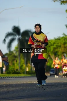Runner Photo 2244456