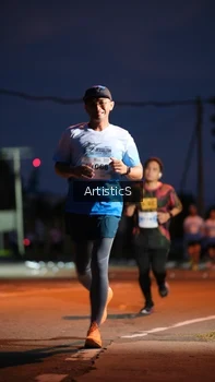 Runner Photo 2244518