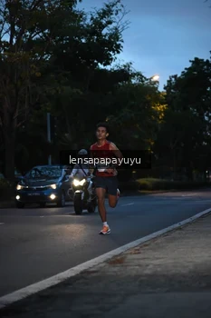 Runner Photo 2244761