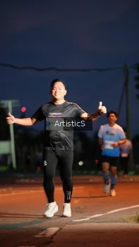 Runner Photo 2244797