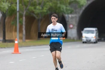 Runner Photo 2244886