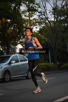 Runner Photo 2244889