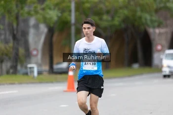 Runner Photo 2244890