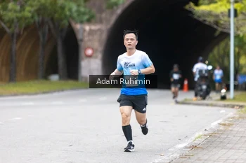 Runner Photo 2244936