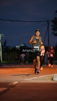 Runner Photo 2245171