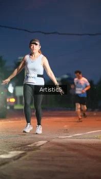 Runner Photo 2245516