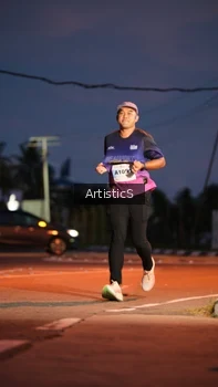 Runner Photo 2246075