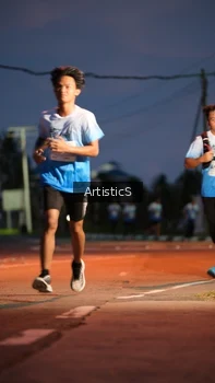 Runner Photo 2246380