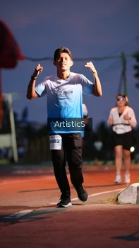 Runner Photo 2246465