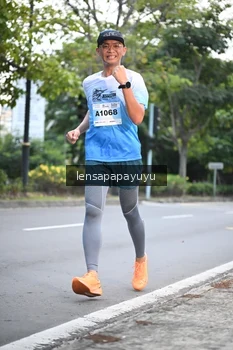 Runner Photo 2246506