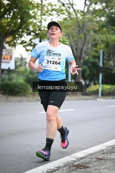 Runner Photo 2246535