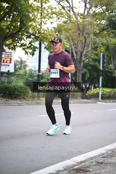 Runner Photo 2246565