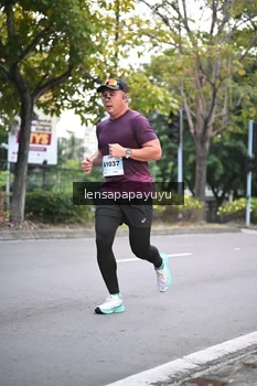 Runner Photo 2246570