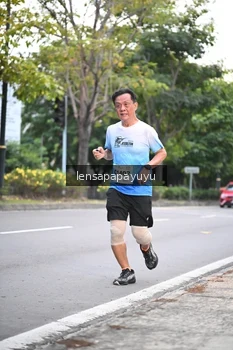 Runner Photo 2246639