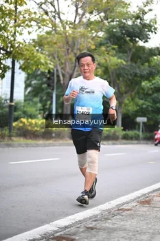 Runner Photo 2246645