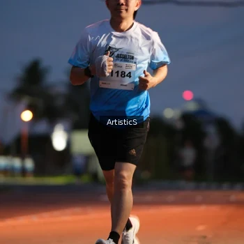 Runner Photo 2246738