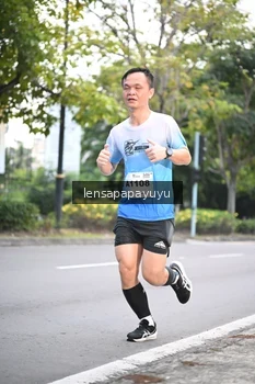 Runner Photo 2246796