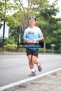 Runner Photo 2246807